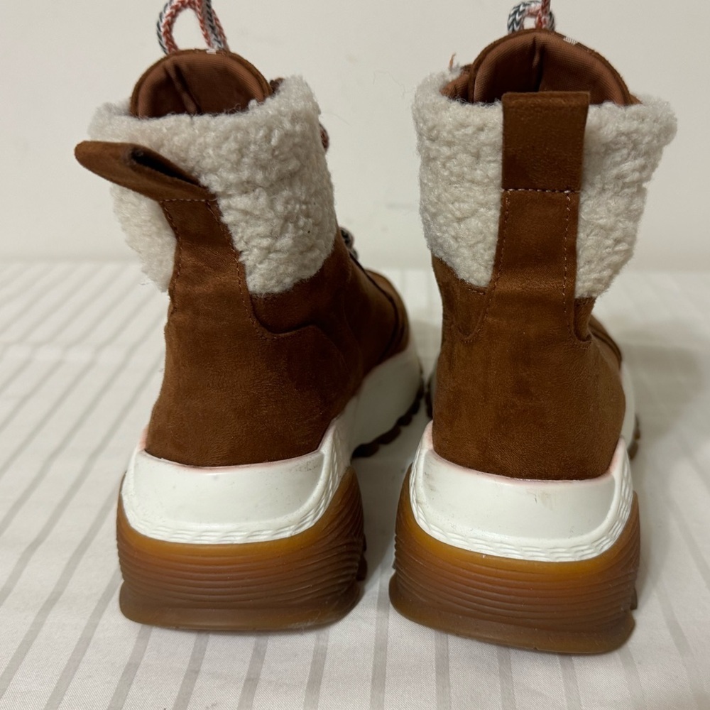 Kensie Crown Sherpa Lined Lace Up Boots Sneakers Tan Size 5M - Picture 4 of 12
